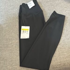 SOLD ELSEWHERE- NWT-Women’s Nike Tight Fit High Rise Full Length Leggings -Small